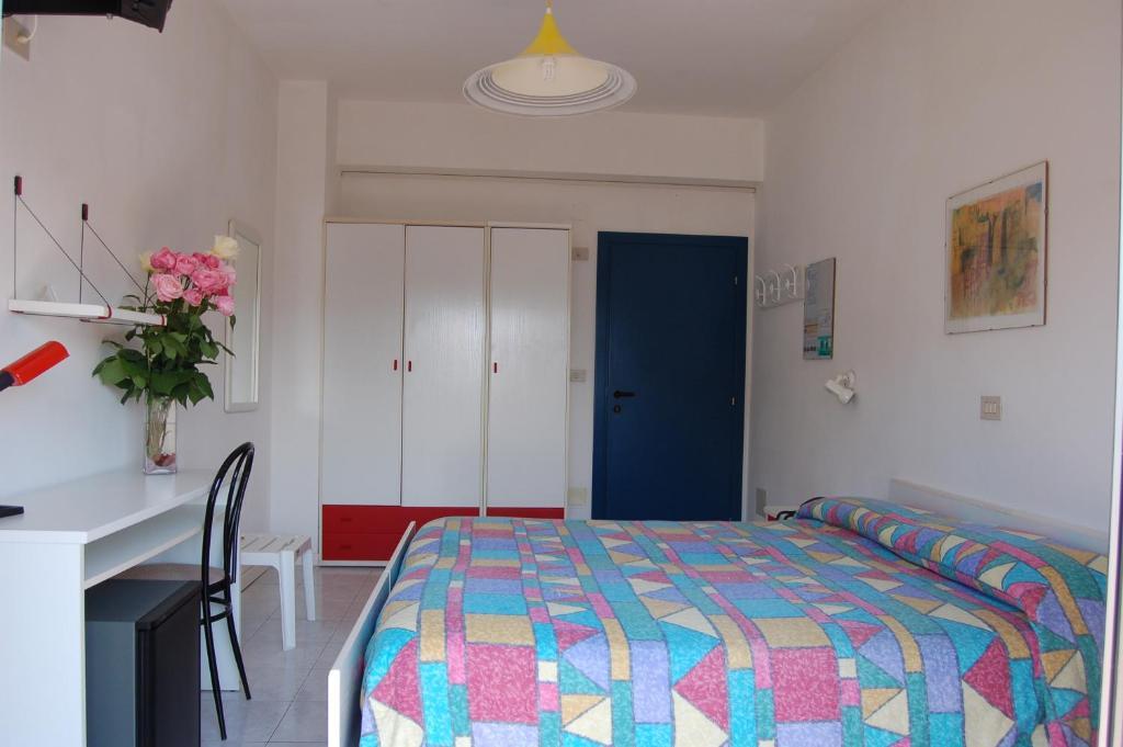 Hotel Wally Lido di Jesolo Rum bild